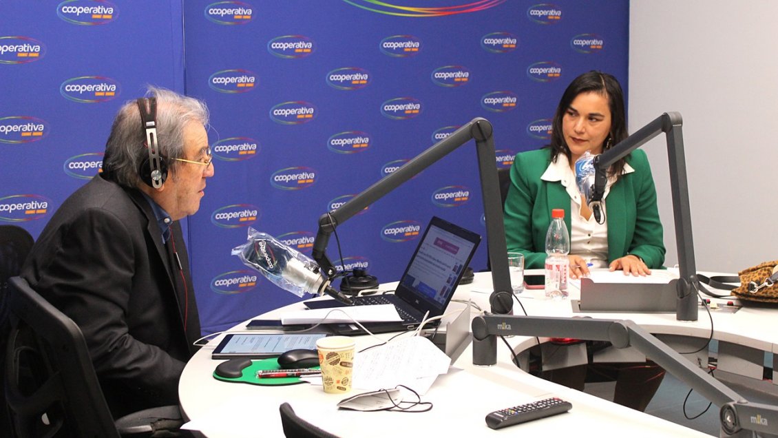 La Araucanía, comercio ambulante y violencia escolar: Las frases destacadas de la ministra Siches en Cooperativa