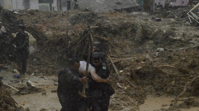 Catástrofe en el noreste de Brasil: Aumentan a 84 los muertos por las lluvias