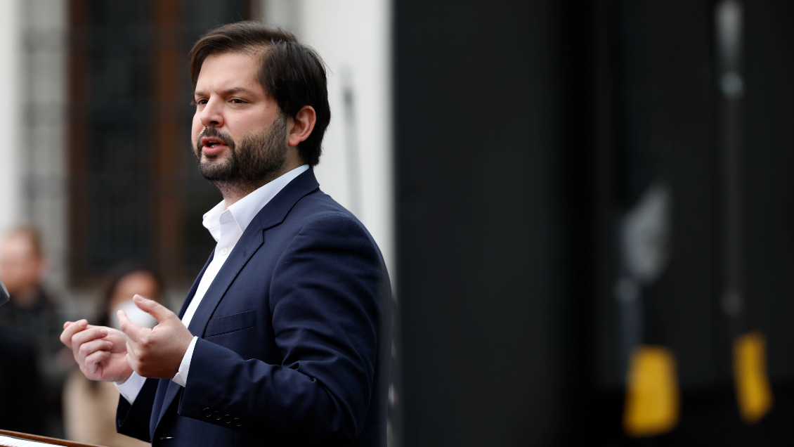 Cadem: Desaprobación del Presidente Boric alcanzó un 57%