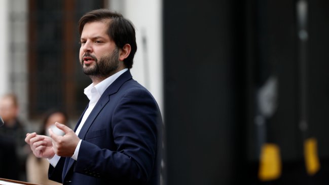 Cadem: Desaprobación del Presidente Boric alcanzó un 57%