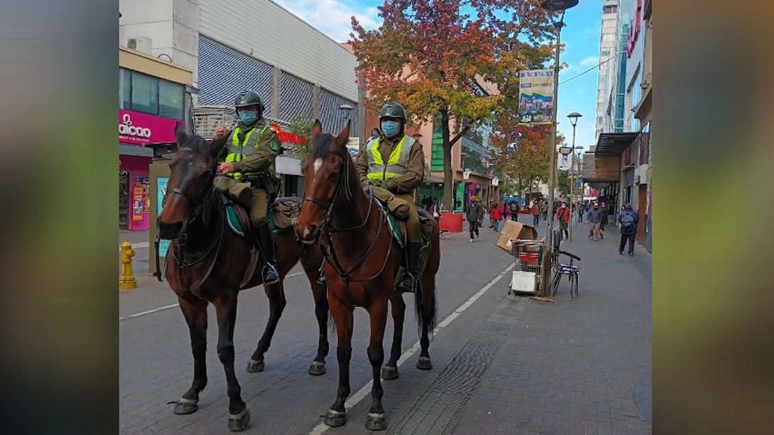 Carabineros copó el centro de Concepción para evitar la instalación de ambulantes