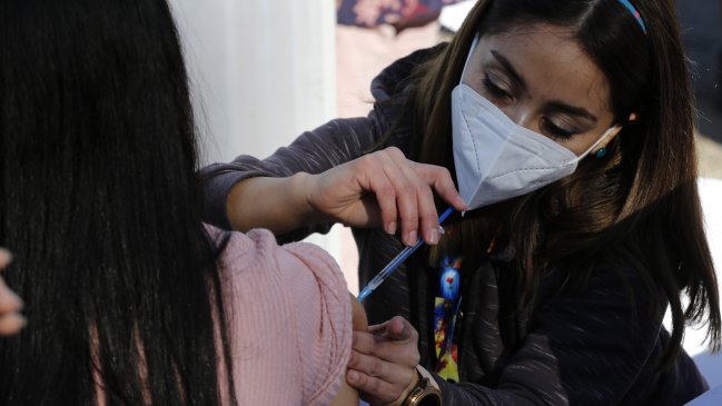 La OMS concluye que vacunados que pasaron el covid son los mejor inmunizados