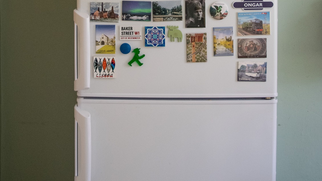 Pareja guardó los restos de su bebé en su refrigerador tras aborto espontáneo