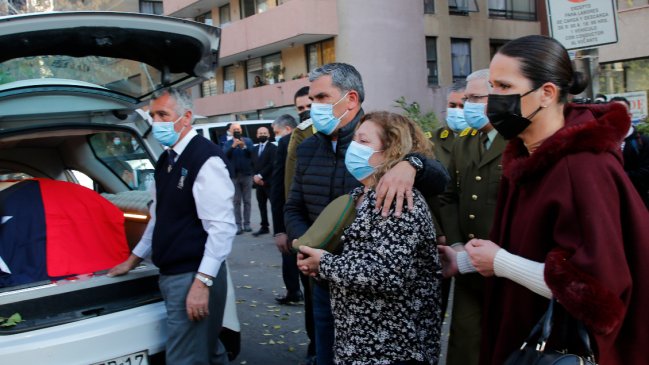 Padre de carabinero asesinado: Con todo respeto, señor Presidente, le pido que hagan la pega