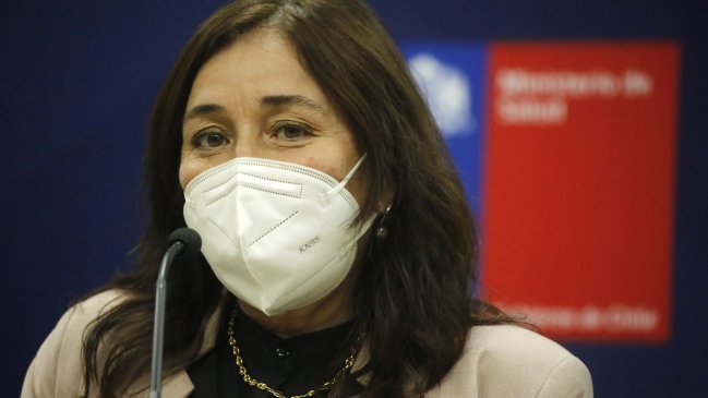 Colmed pasó al tribunal de ética a la ministra Yarza por denuncia contra Hospital Psiquiátrico de Valparaíso