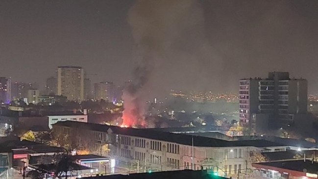 Incendio que afectó a un cité en Barrio Franklin dejó un adulto mayor fallecido