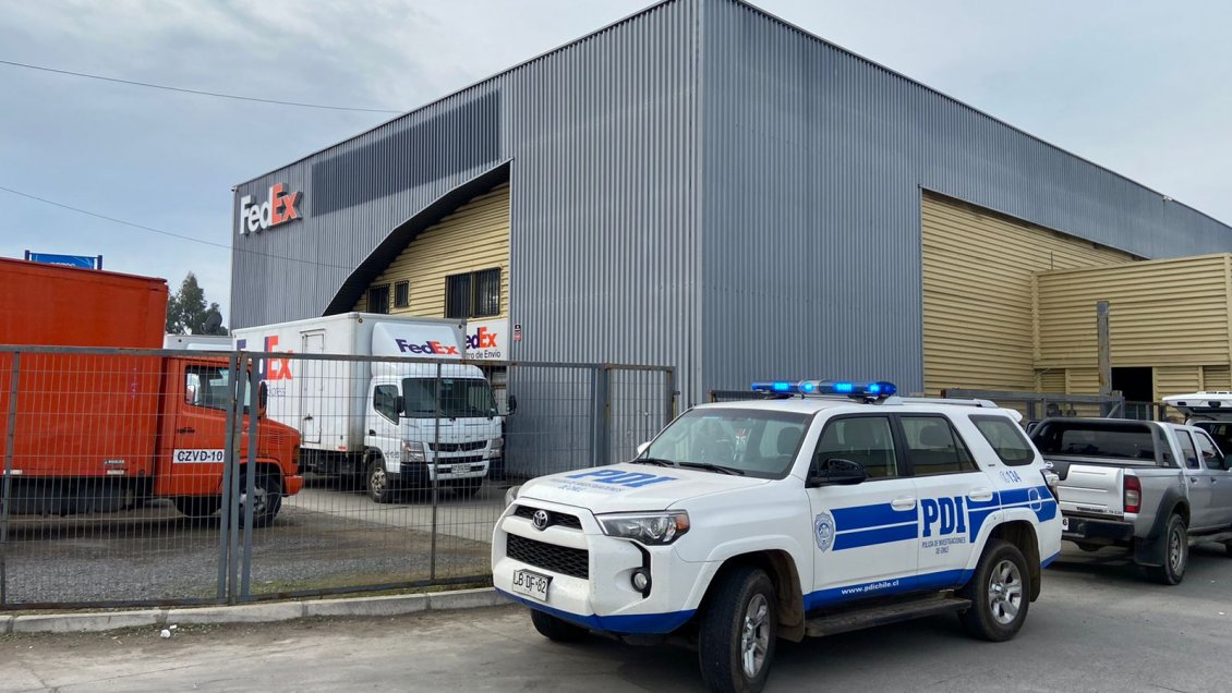 Banda protagonizó violento asaltó a bodegas de FedEx en Curicó