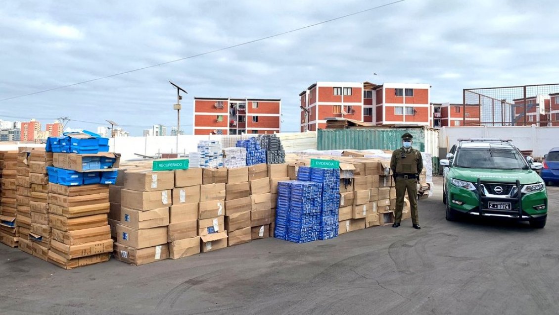 Accidente de un camión dejó al descubierto millonario contrabando de cigarrillos