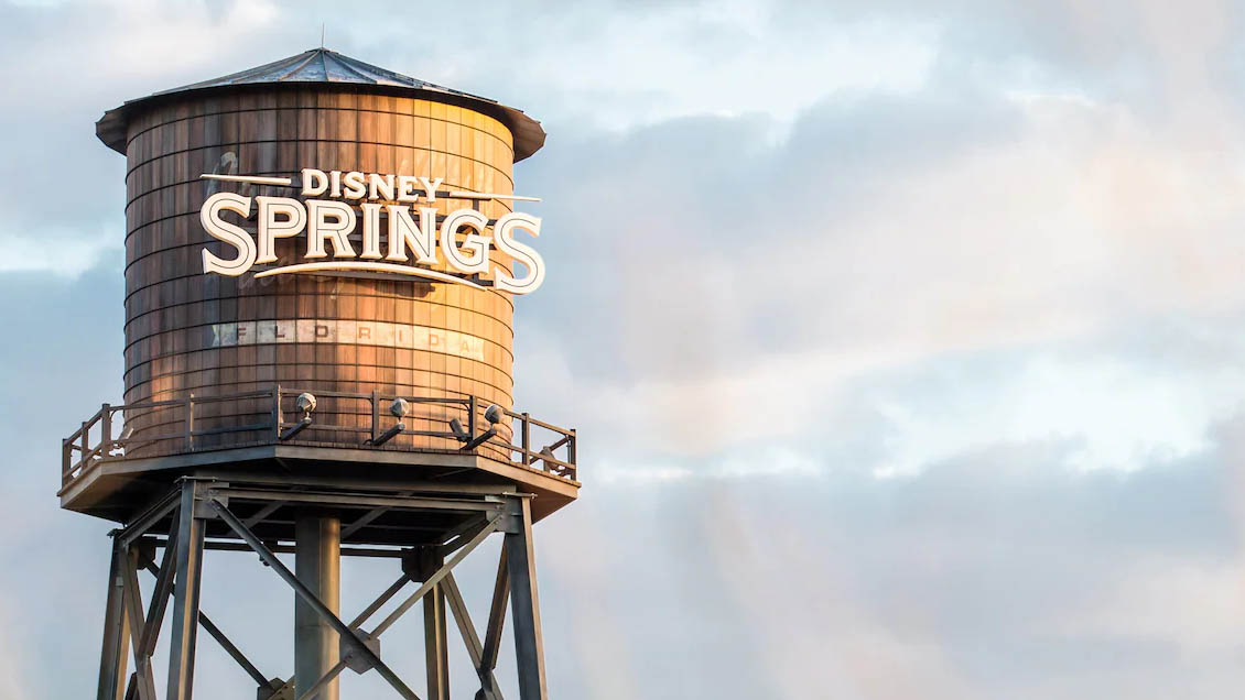 Sujeto intentó entrar a Disney con una navaja, una pistola y medio centenar de rondas de munición