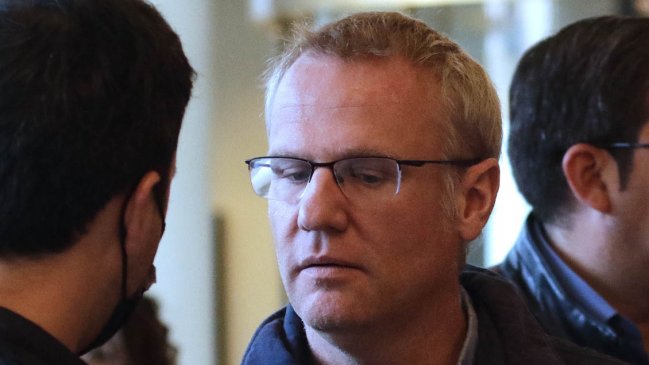 Constituyentes feministas contra Felipe Kast por spot que denuncia consagración del aborto 