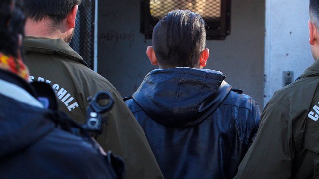 Sujeto con arresto domiciliario total fue sorprendido robando en un supermercado de Punta Arenas