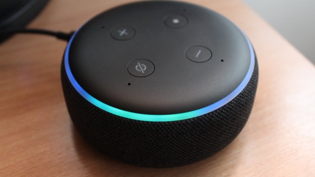 Amazon anunció que Alexa podrá imitar las voces de familiares fallecidos