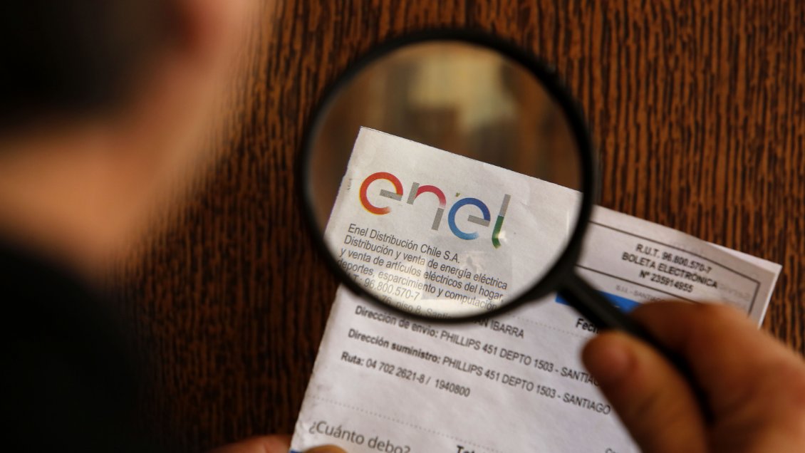 SEC formula cargos contra ENEL por emisión de boletas y problemas en la atención a clientes