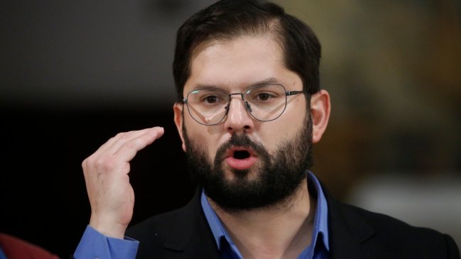 Presidente Boric pidió cuidar las democracias ante difusión de 