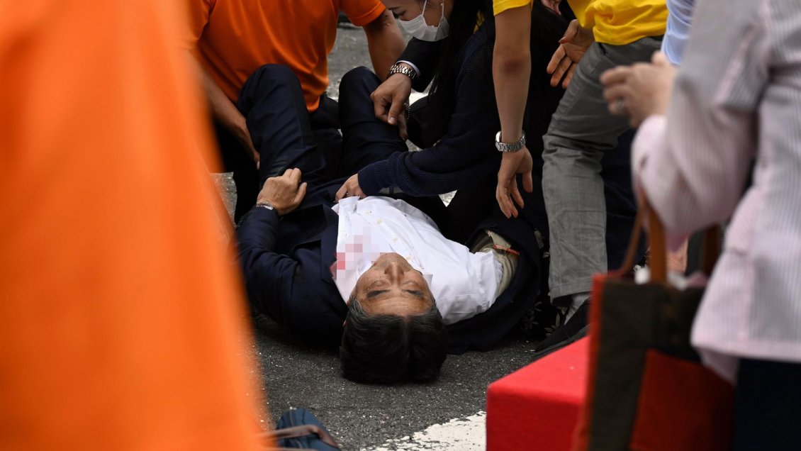 Prosigue la investigación por el asesinato de Abe marcada por interrogantes