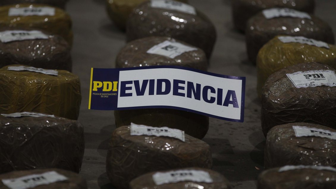 PDI detuvo a 11 integrantes de una banda que ingresaba droga desde Bolivia hasta la Región de Los Ríos