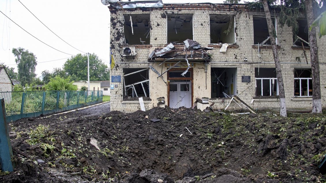 Tropas rusas bombardean 61 veces posiciones ucranianas en Zaporiyia