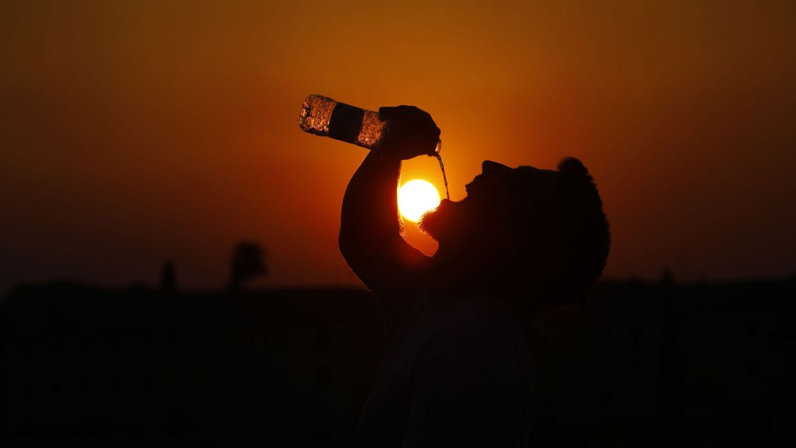 ONU alerta que el mundo vivirá olas de calor como las actuales al menos hasta 2060