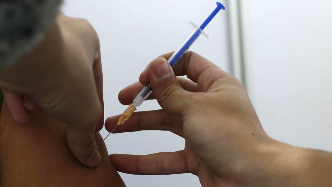 Comité Asesor en Vacunas insistió en necesidad de nuevo refuerzo para población de riesgo