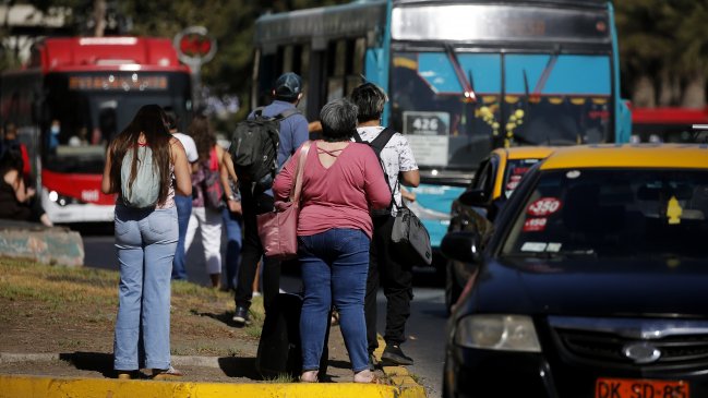 Ministro adelanta que en 2023 subirá la tarifa del transporte público: 