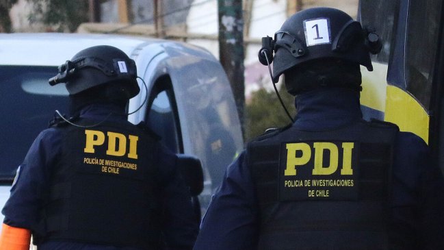 Varios detenidos y allanamiento de 40 casas dejó masivo operativo de la PDI en Lo Espejo
