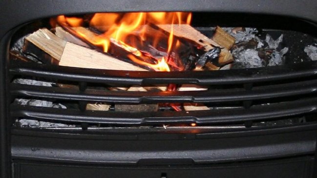 Anciana murió tras sufrir graves quemaduras causadas por una estufa a leña en Talca