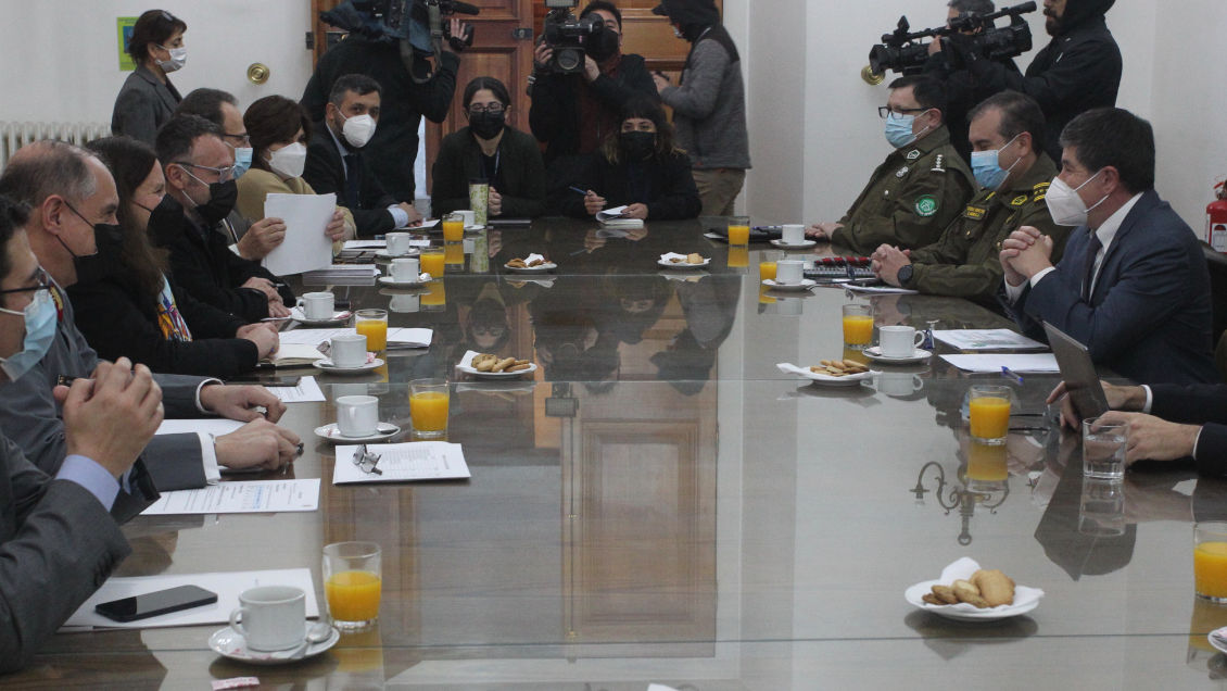 Tras caída de infraestructura crítica, Gobierno evalúa el estado de excepción