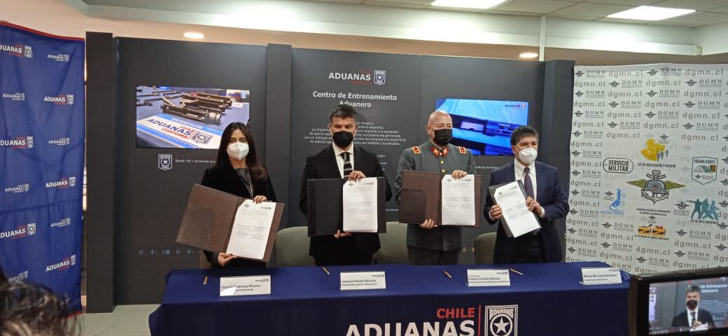 Interior, Aduanas y DGMN firmaron convenio para mejorar fiscalización de ingreso de armas al país