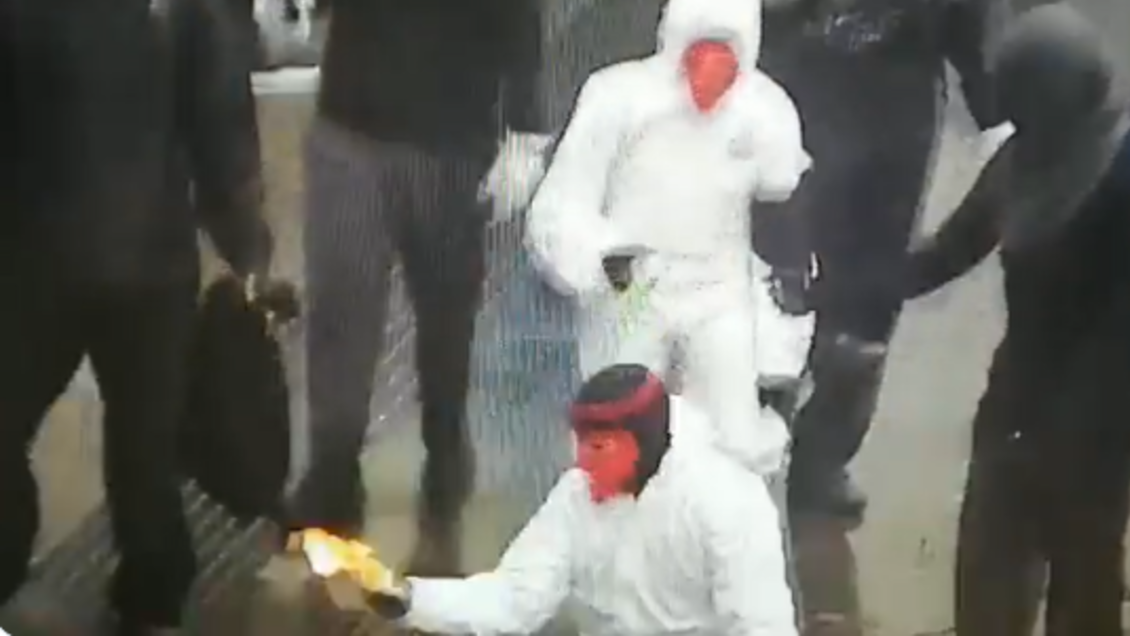 Alumno del Instituto Nacional detenido en modo overol quedó bajo arresto domiciliario