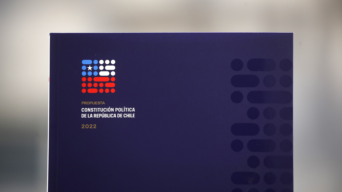 Cadem: Intención de votar Apruebo sube y acorta diferencia ante baja en el Rechazo