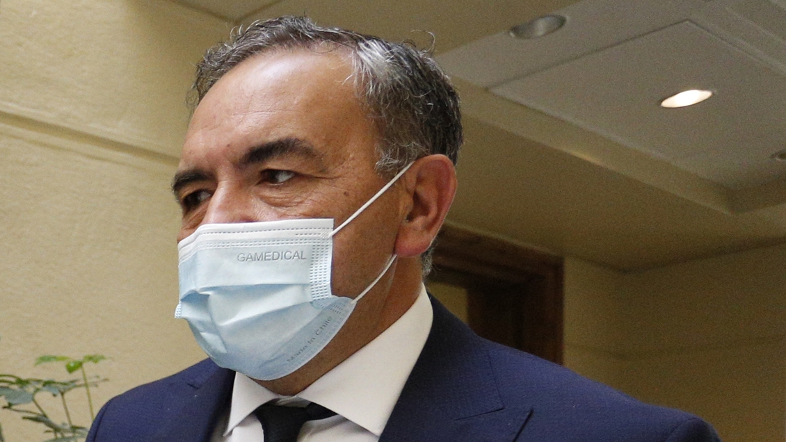 Senador Espinoza denuncia que el asesino de su padre está prófugo