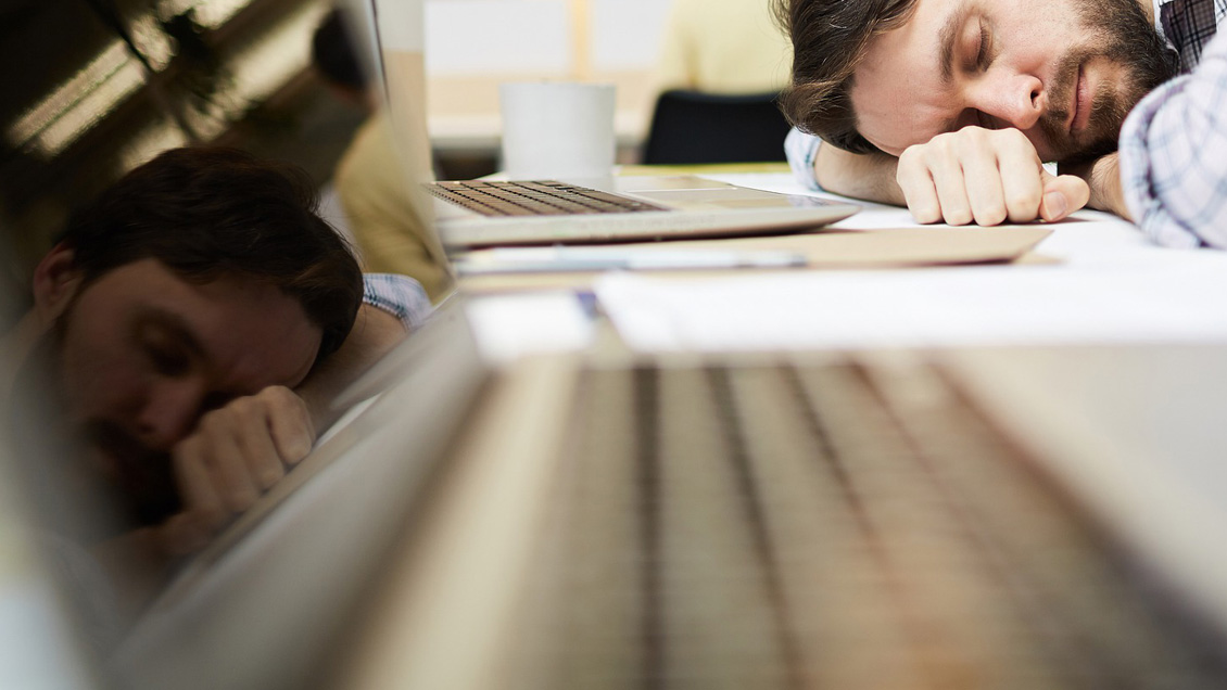 Autoridades chinas piden a los funcionarios identificar a sus compañeros 