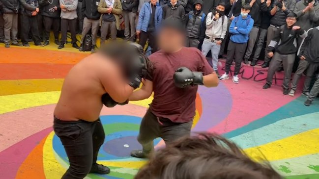 Tras corte de calle y boxeo callejero: Instituto Nacional terminó semana con clases presenciales suspendidas