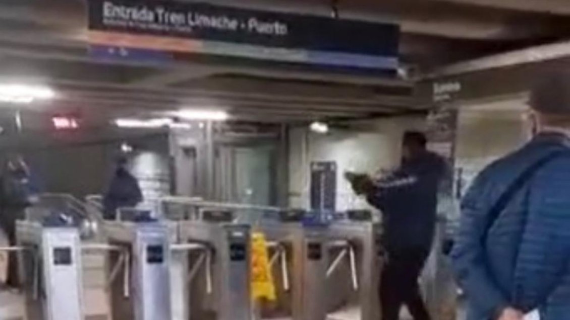 Viña del Mar: Carabineros detiene a sujeto armado tras amenazas al interior de Metro Valparaíso