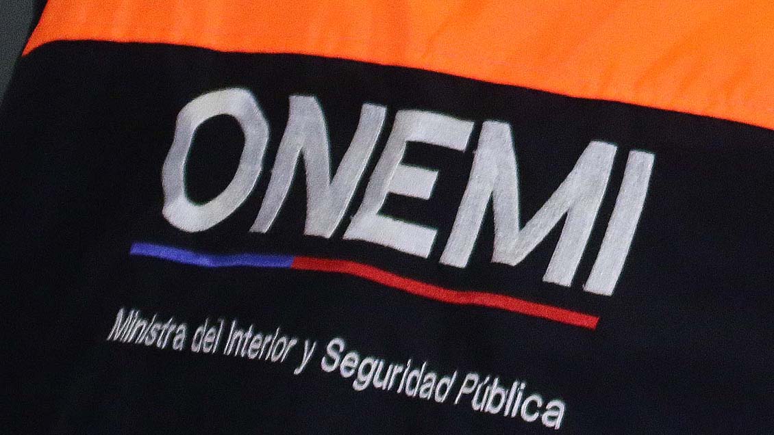 Funcionarios de la Onemi depusieron paro nacional tras acuerdo en mesa con el Gobierno