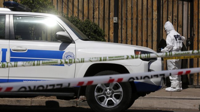 Hombre fue hallado muerto con diversas lesiones cortantes en Villa Alemana