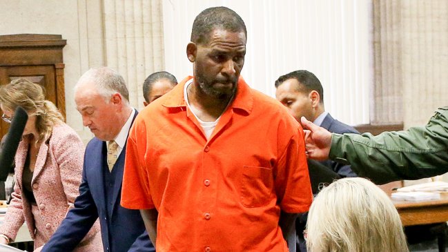 Testigo clave de juicio contra R. Kelly detalla los abusos sexuales cometidos cuando era menor de edad