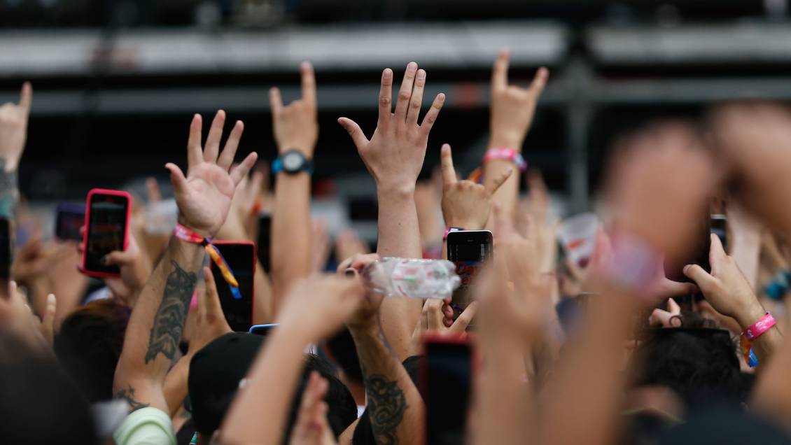 Minsal actualiza aforos para conciertos: serán proporcionales según capacidad del recinto
