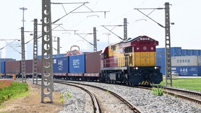 Viajes de trenes de carga China-Europa superaron los 10 mil en lo que va del año