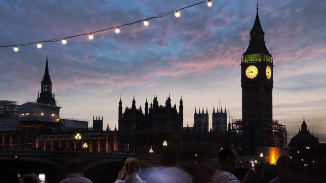 La economía británica sufrió su peor desplome en 311 años