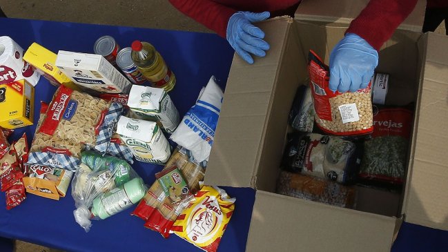 Valparaíso: Contraloría dice que municipio debe reintegrar valor de 2.321 cajas de alimentos no rendidas