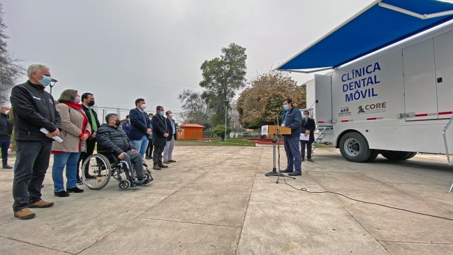 Inauguran nueva clínica dental móvil en O'Higgins
