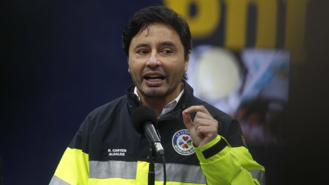 La Florida instala árboles en los accesos a sus estaciones de Metro para obstaculizar el comercio ilegal