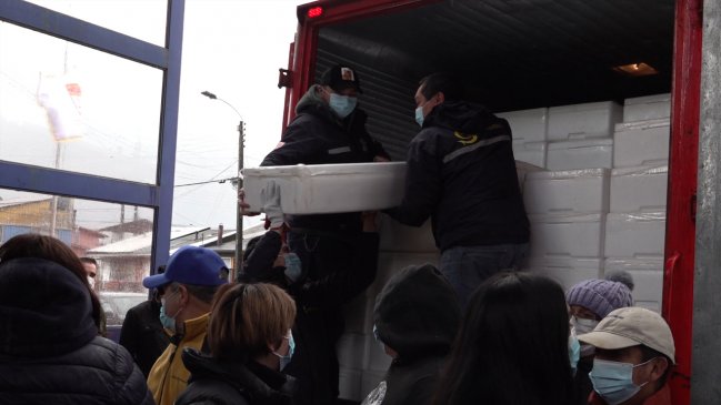   Doce toneladas de merluza incautada fueron regaladas a vecinos de Puerto Aysén 