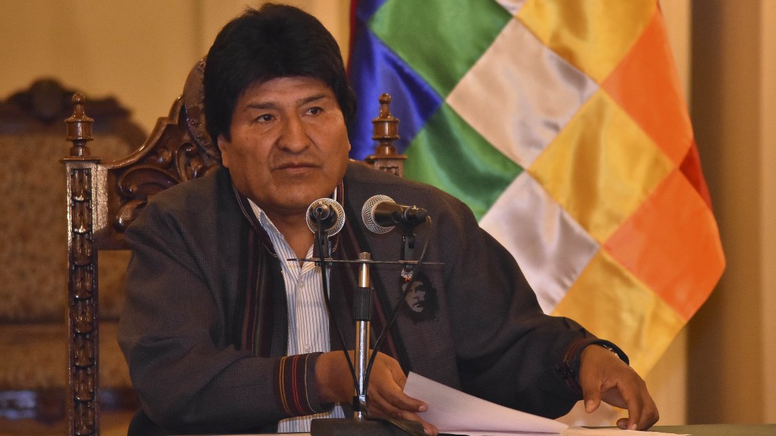 Evo Morales denunció robo de su celular y advirtió de presuntos montajes en su contra