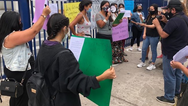 Arica: Juicio por presuntos abusos policiales contra comunicadoras iniciará el jueves