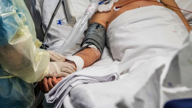 Suben a tres las muertes en Argentina por una neumonía de origen desconocido