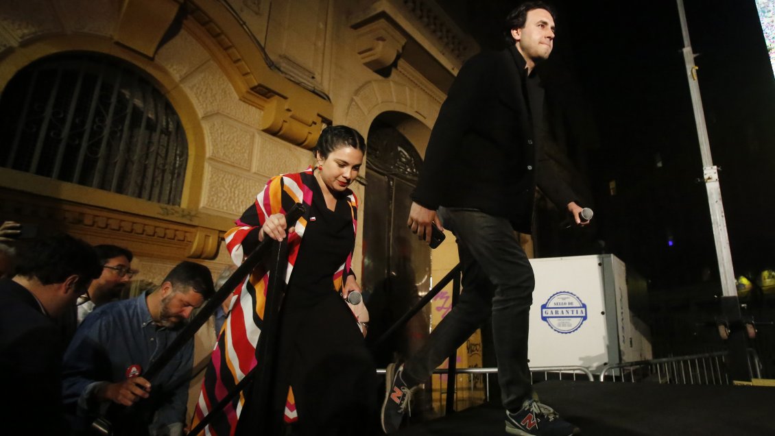 Comando del Apruebo llama a cumplir compromiso de cambiar la Constitución