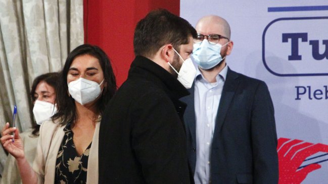 Presidente Boric prepara para este martes su primer cambio de gabinete