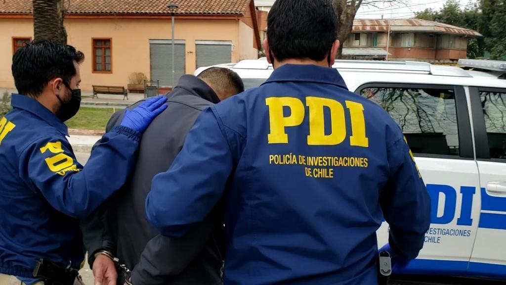 Detienen a hombre imputado por homicidio de sujeto en San Vicente